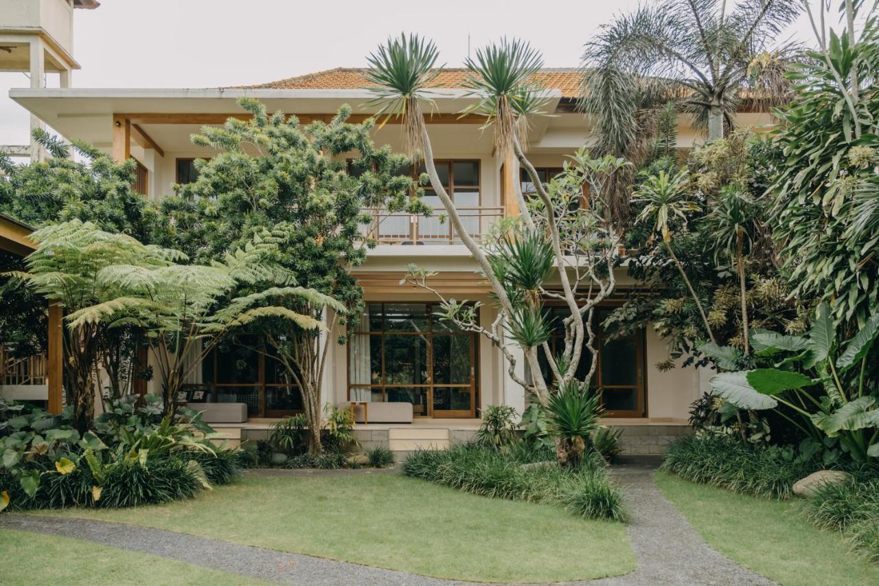 Wana Karsa Ubud Hotel Buitenkant foto